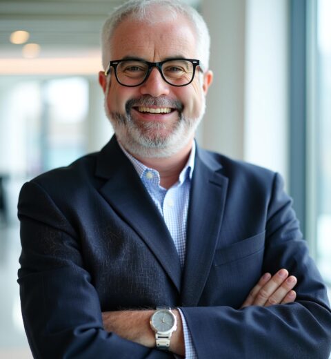 Mark Thomspon